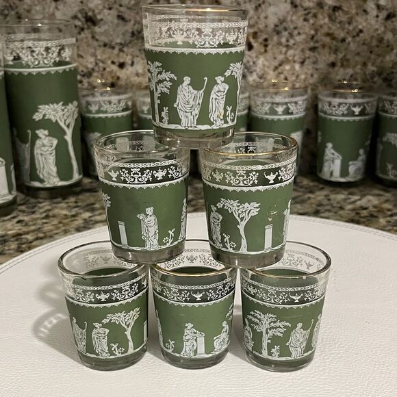 Wedgwood Grecian Hellenic Green and White Decorative Shot Glass Set (6) 1950-60 - Picture 2 of 5